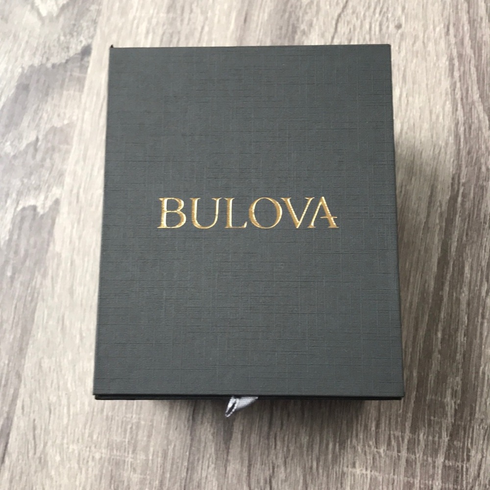 Bulova watch - Picture 5 of 5